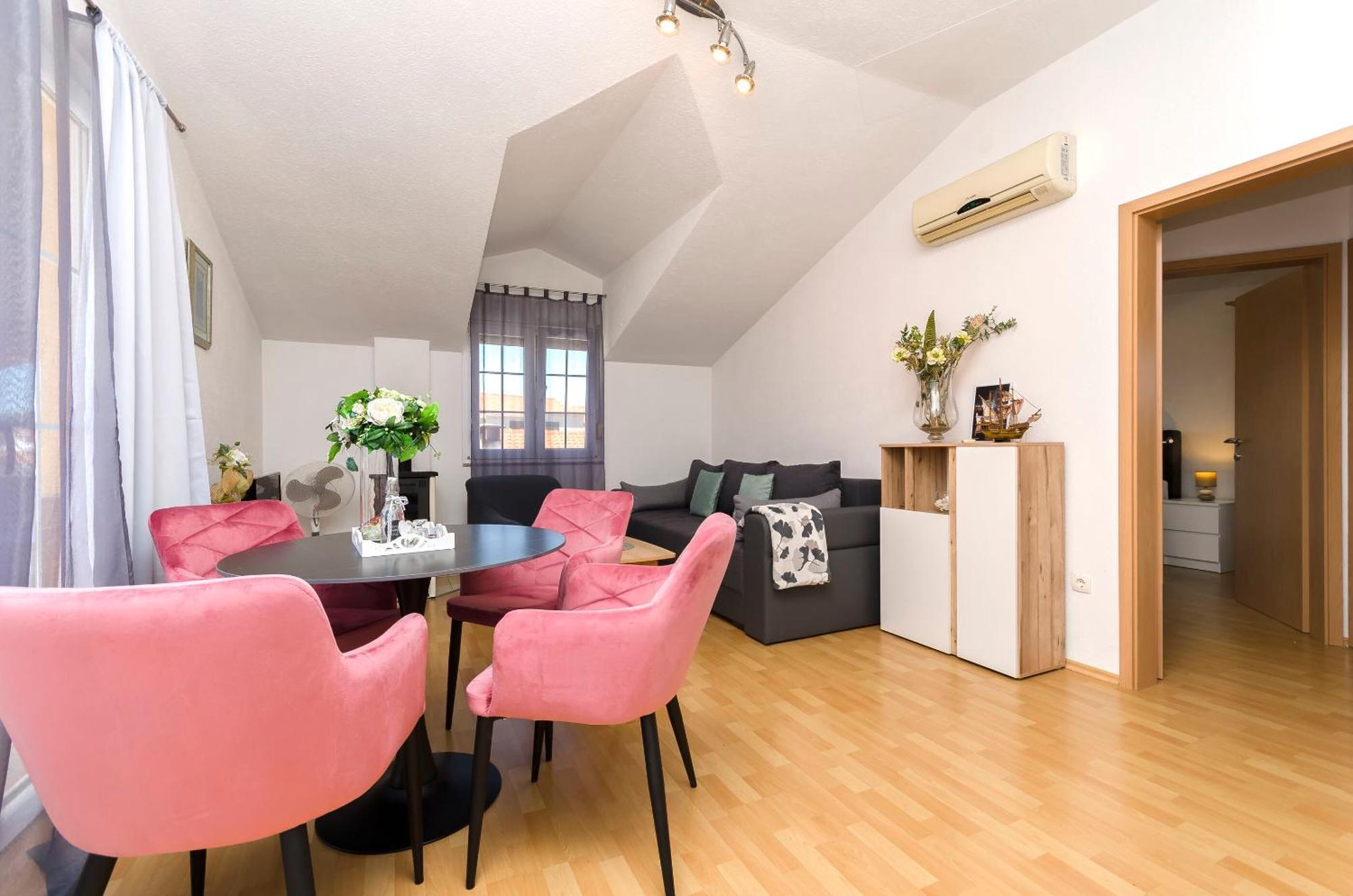 Apartment Ani โวดีเซ ภายนอก รูปภาพ