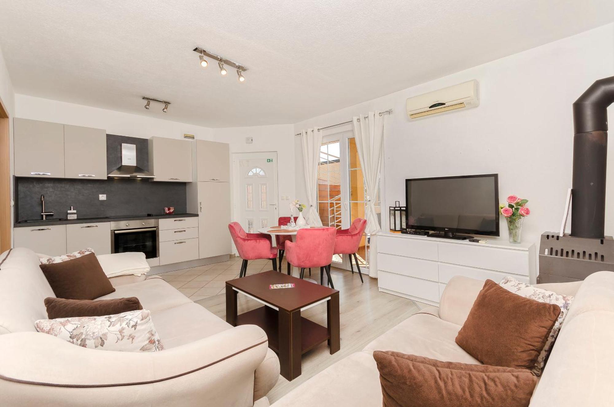 Apartment Ani โวดีเซ ภายนอก รูปภาพ